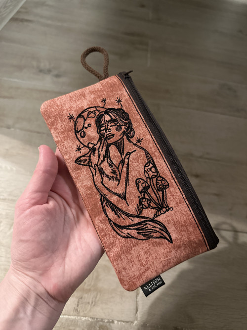 PencilCase Čarodějka s liškou a měsícem — foto 1