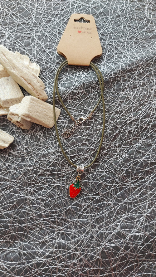 Dětský náhrdelník - Jahůdka