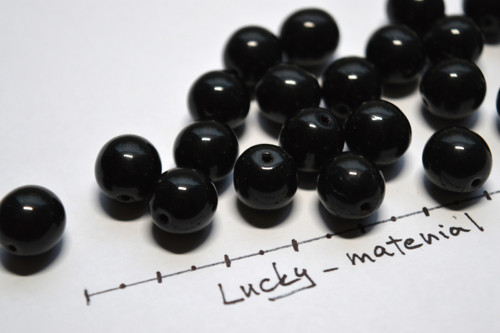 Kuličky černé 10 mm .... 20 ks