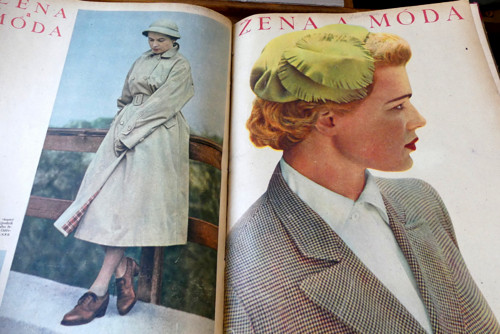 Časopis Žena a móda, svázaná čísla 1952 - 54