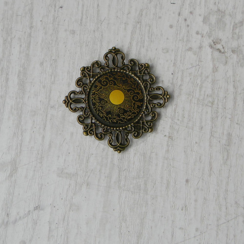 Kovový rámeček staromosaz-RM054 - 4cmx4,5cm — foto 1