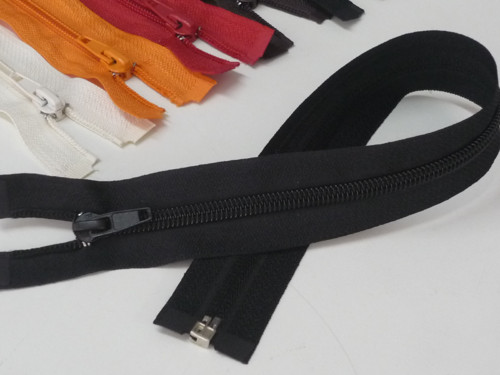 Zip spirálový dělitelný 35cm - černý — foto 1