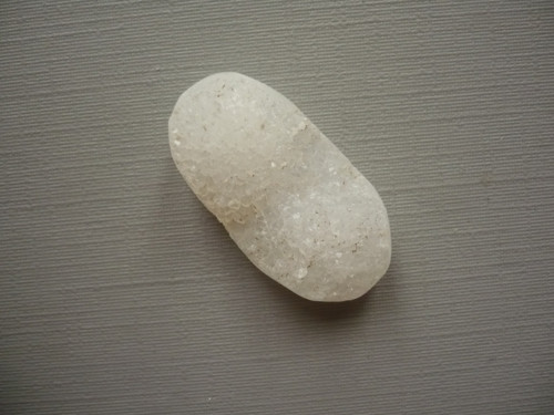 Kabošon - chalcedon drúza 28 mm, č.27f