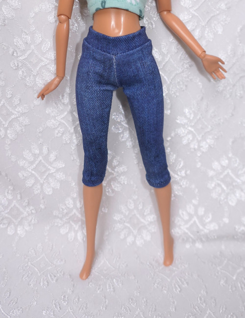 Capri legíny - jeans — foto 1