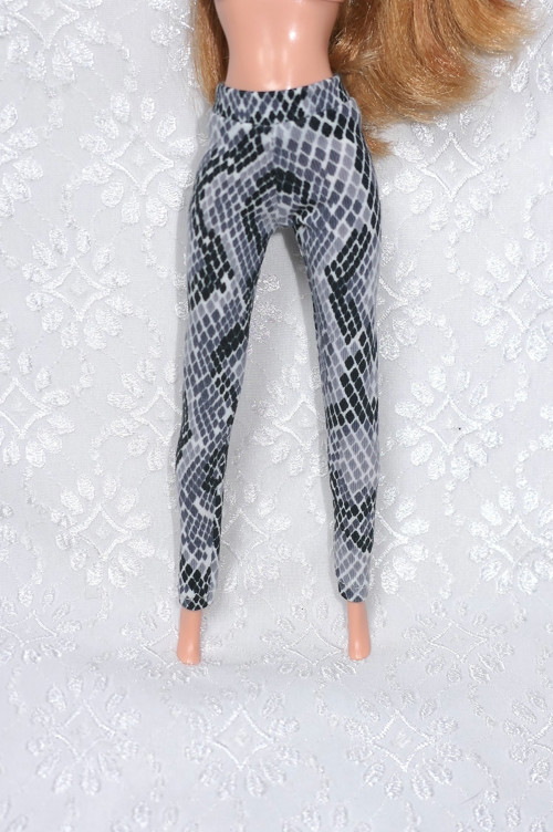 Legíny pro Barbie — foto 1