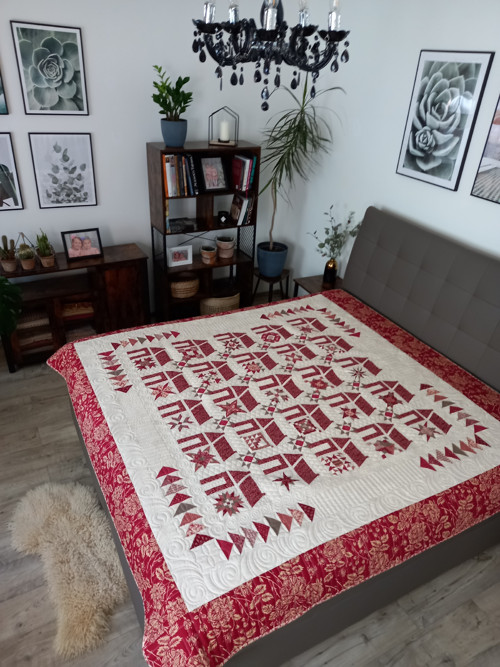 ...Sampler ,,Red House" Quilt...