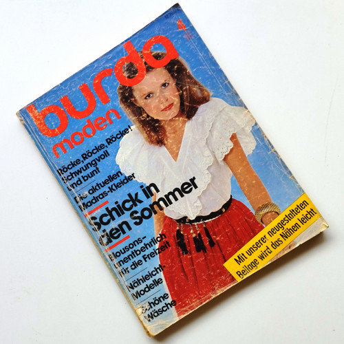 BURDA 4/1982 — foto 1