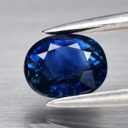 Zafír 0,63 ct, 5,2x4,0x2,9 mm