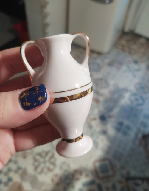 Malá vázička Amfora porcelán HC Chodov