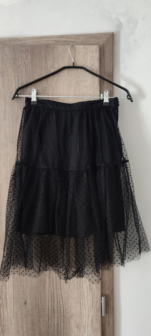 Černá sukně — foto 1