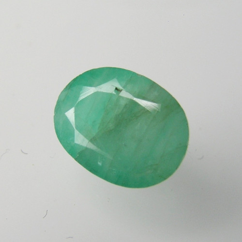 Broušený přírodní Smaragd, 1,22 ct., 7,9x6,0x3,8mm