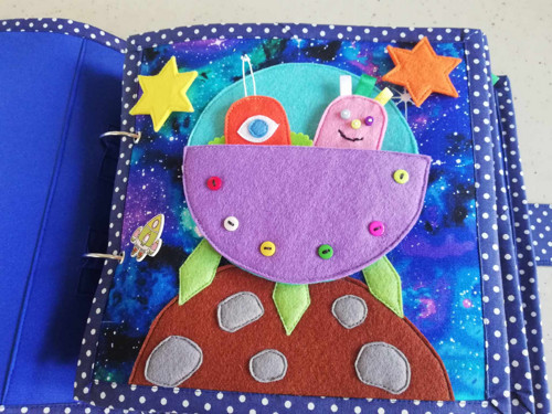 Quiet Book stránka Ufo