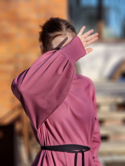 MONICA oversize úpletové šaty s vreckami