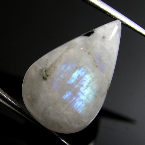 Duhový měsíční kámen, 11,75 ct., 23,0x17,6x5,7 mm