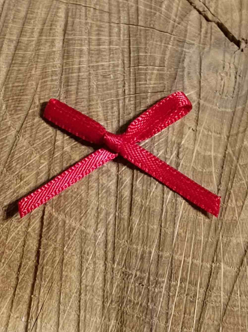 Mašlička 40 mm červená — foto 1