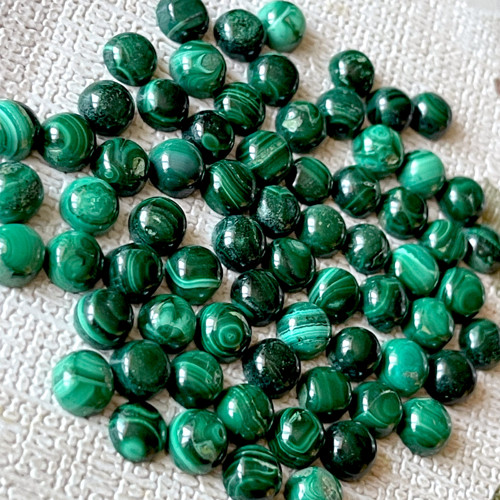 Malachit kabošon kruh / 6 mm MA-05