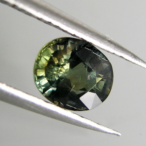 Broušený, žlutě zelený Safír, 1,09ct., 6x4,2x2,9mm