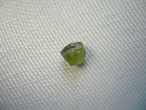 Surový zelený apatit 7 mm, č.38f