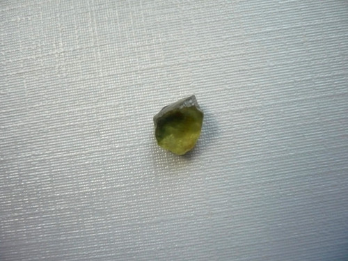 Surový zelený apatit 8 mm, č.47f