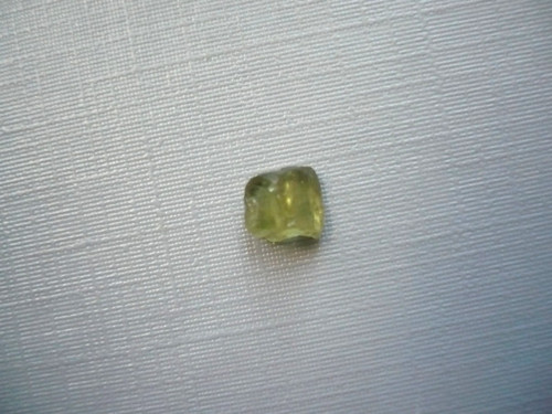 Surový zelený apatit 7 mm, č.55f