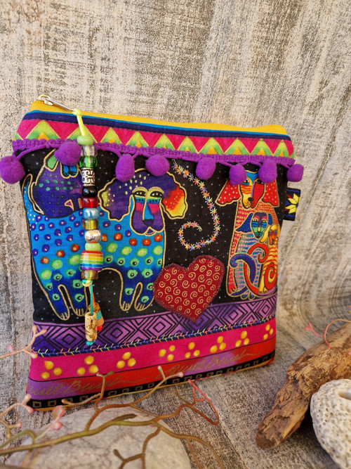 * etuje ~ taštička s pejsky Laurel Burch