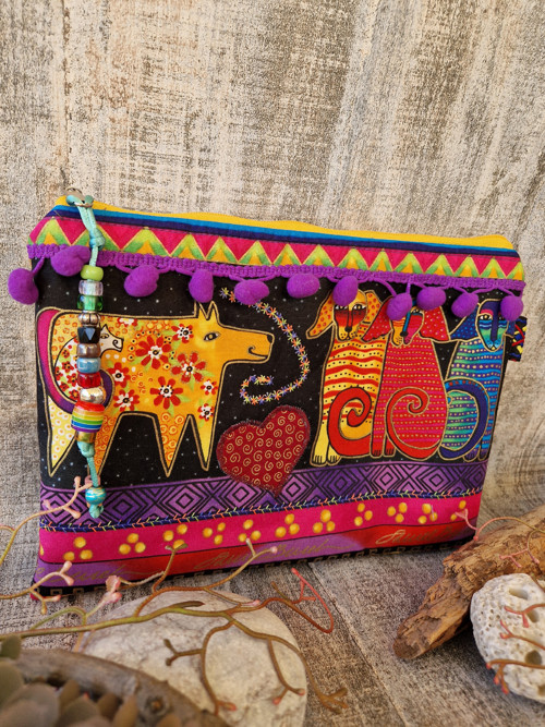 * etuje ~ taštička s pejsky Laurel Burch