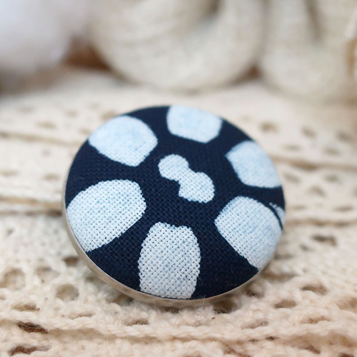 Buttonková brož z modrotisku 27mm
