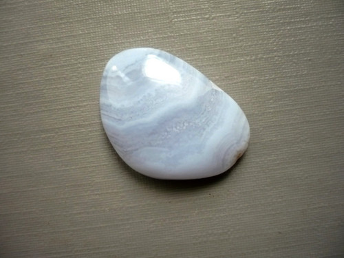 Kabošon - chalcedon krajkový 22 mm, č.5f
