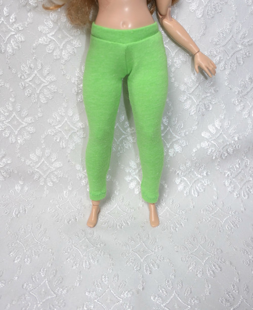 Barbie baculka - legíny — foto 1