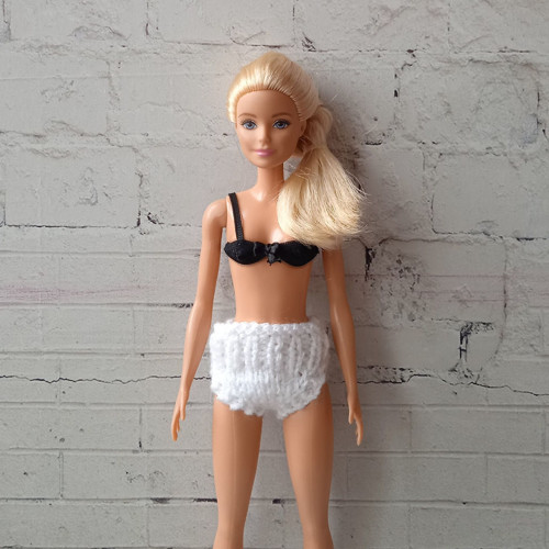Oblečky pro Barbie - kalhotky