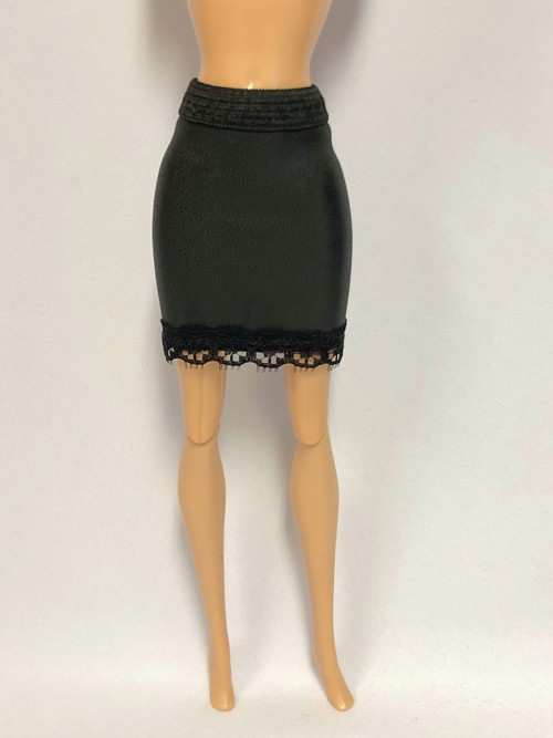 Koženková sukně pro barbie — foto 1