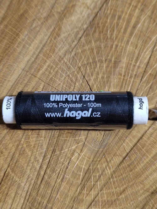 Polyesterové nitě Unipoly návin 100 m černá