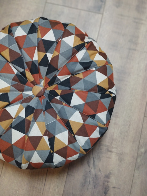 Zafu, sedák či polštář na zem, geometrický