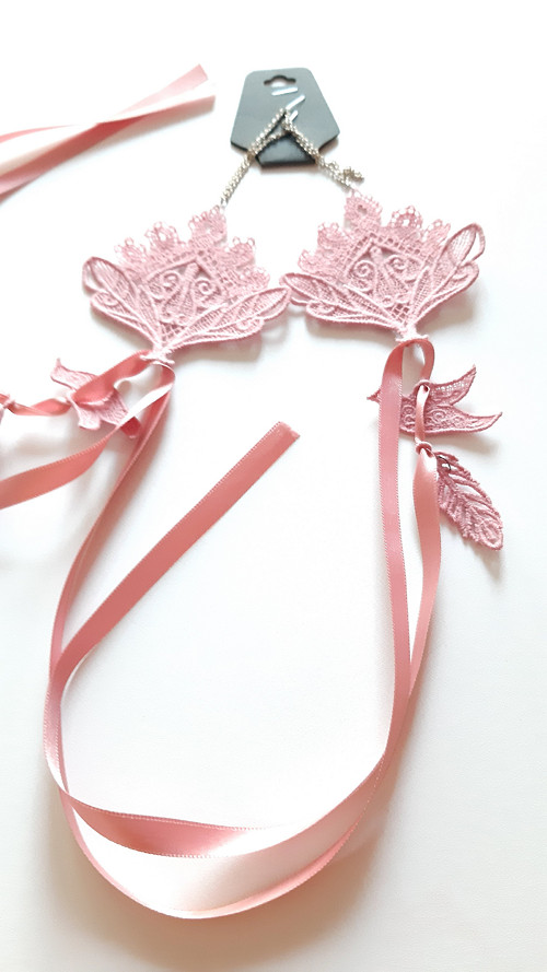 Lace Barefoot Pink Sandals