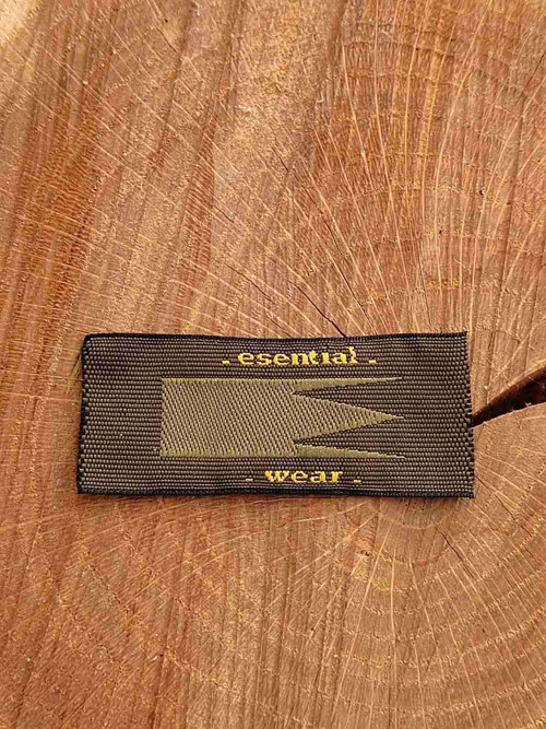 Nášivka Esential wear zelená