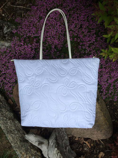 CHARM White — foto 1