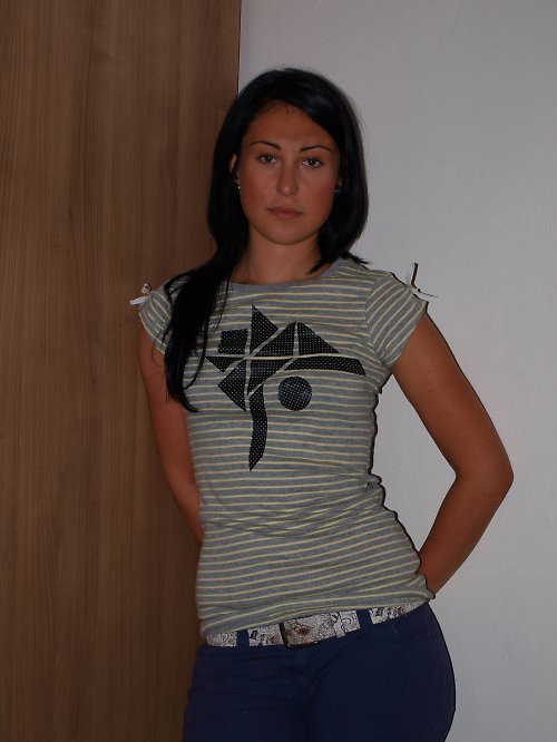 Tričko abstrakt — foto 1