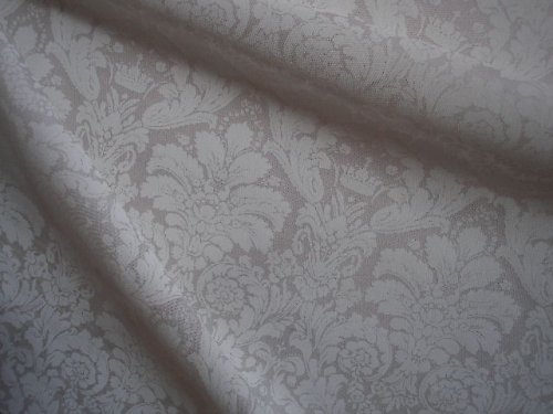 Látka - metráž - ORNAMENTY - BÍLÝ TISK — foto 1