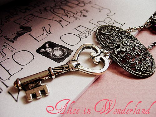 Little Alice — foto 1