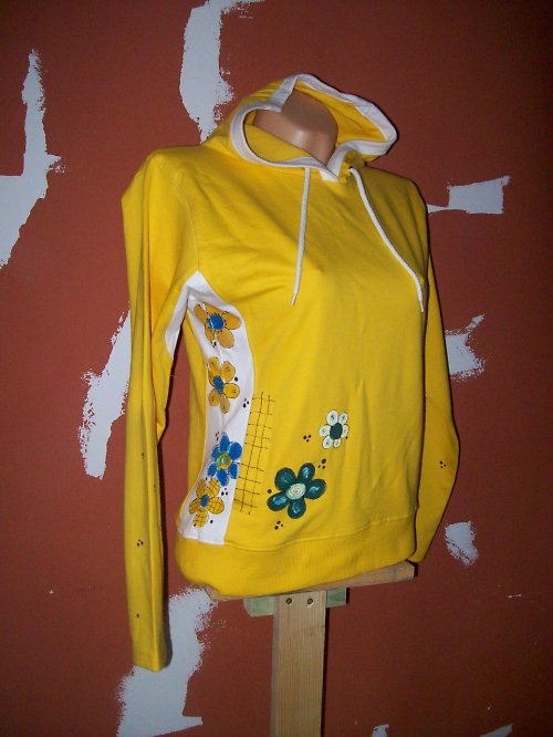 Malovaná mikina kytkatá:-)! — foto 1