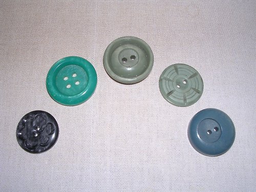 Knoflíky retro - rezervace — foto 1