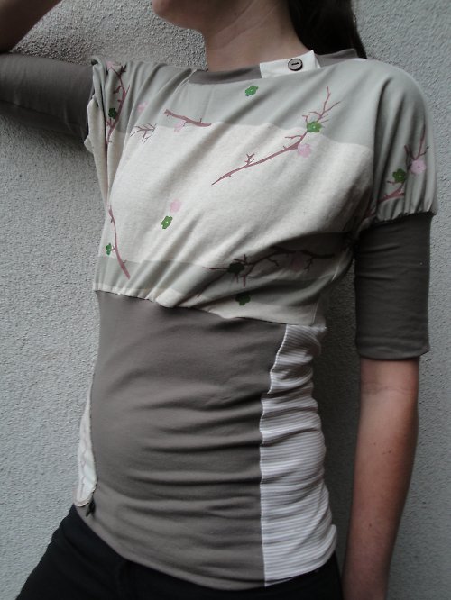 Mikina — foto 1