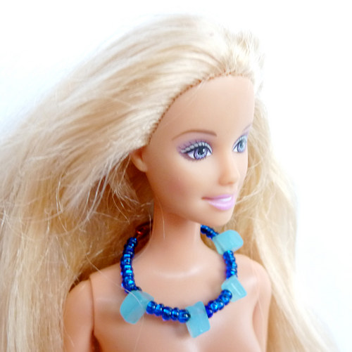 Modrý náhrdelník / čelenka pro Barbie 40% SLEVA — foto 1