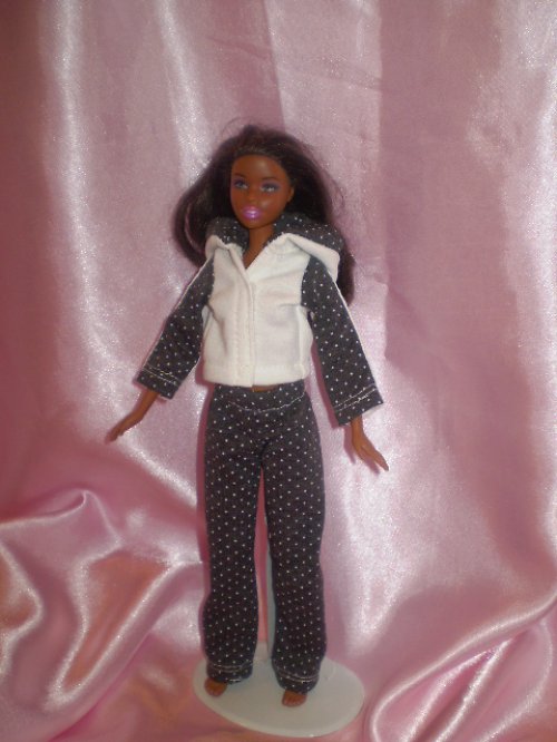 Tepláková souprava na barbie — foto 1