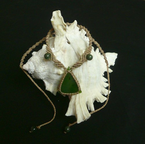 Nefrit (greenstone) — foto 1
