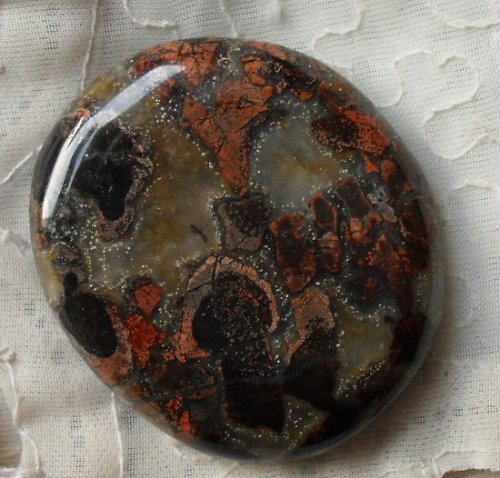 Jaspis brekcie 43x38mm — foto 1