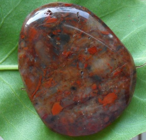 Jaspis brekcie 48x38mm — foto 1