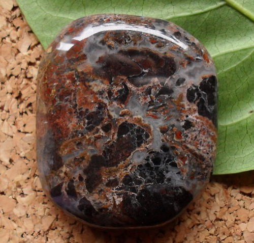 Jaspis brekcie 44x39mm — foto 1