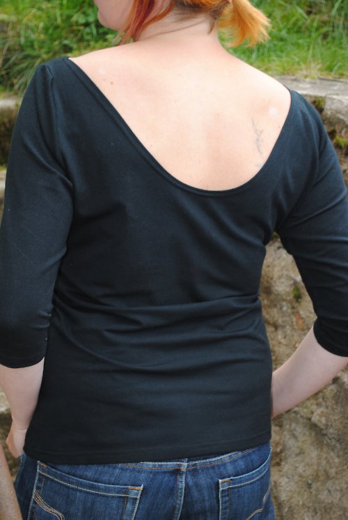 Triko elegám ve velikosti XL — foto 1