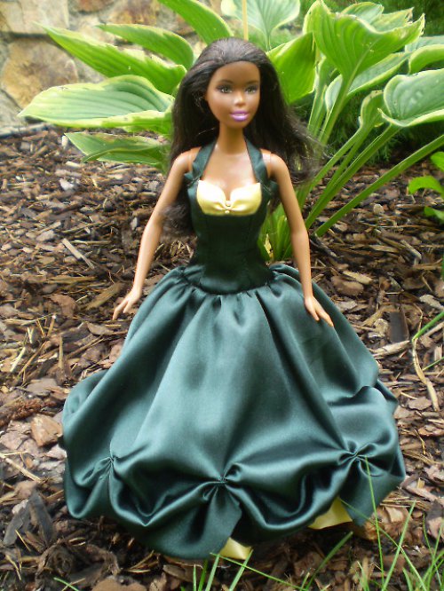 Šatičky na barbie — foto 1